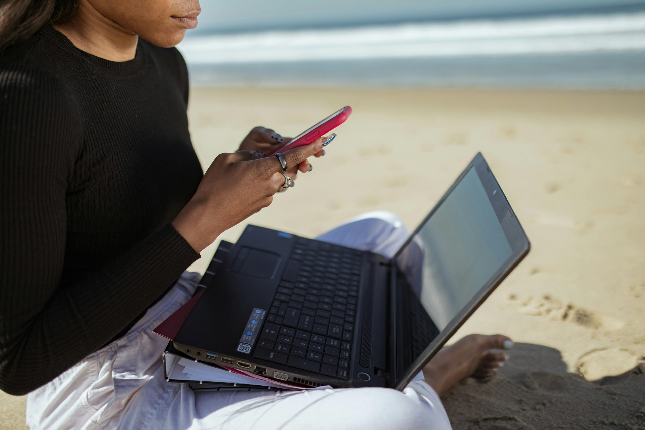 New Work ohne Dauerstress: Strategien gegen digitale Erschöpfung im Arbeitsalltag