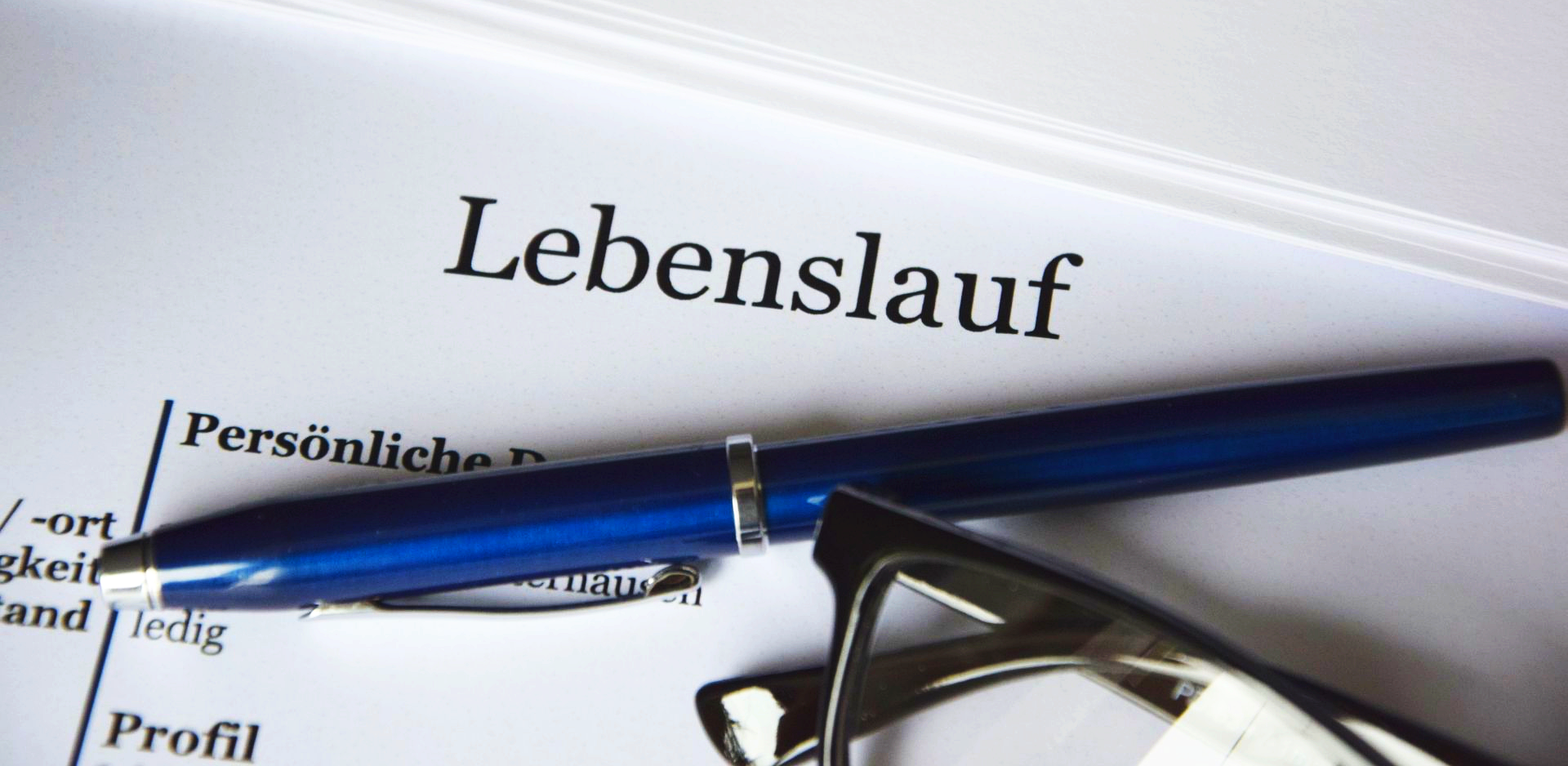 Wie gestalte ich meinen CV, um aus der Masse herauszustechen?