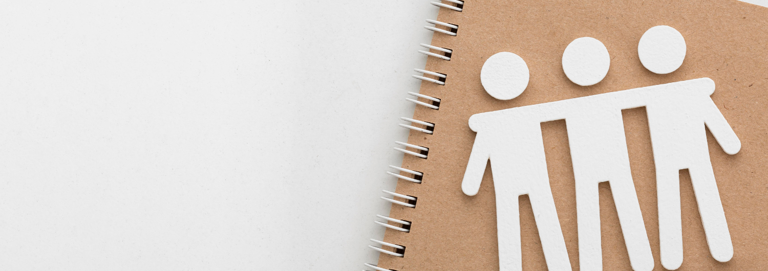 Hand in Hand zum neuen Job: So unterstützen Sie Ihre Freunde bei der Stellensuche